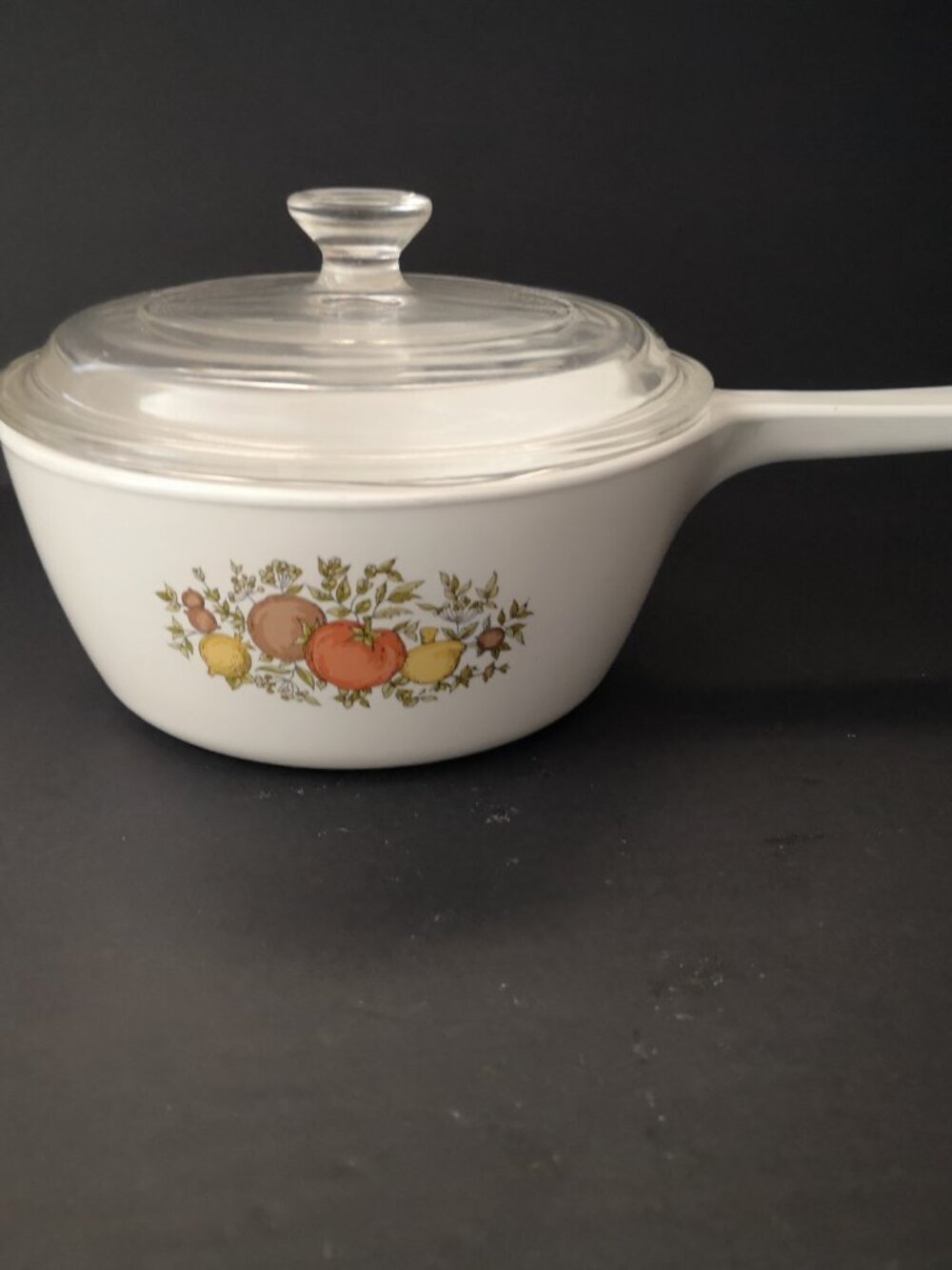 Corning Ware #P-82-B Model 750ml "Spice of Life" Pattern w/ Clear Pyrex Cover